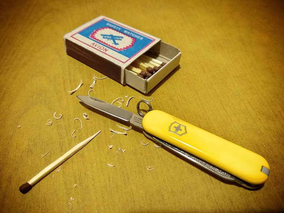 victorinox classic sd alox